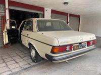 Usata Mercedes 200 1980 Giallo Berlina