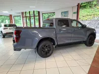 Nuova Isuzu D-Max 163 CV (119 kW) 2026 Islay gray Pick-up