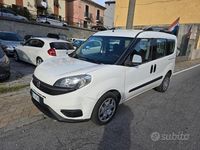 Begagnad Fiat Doblò Lounge 105 HK (77 kW) 2015 Vit Minibuss