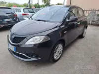Usata Lancia Ypsilon 69 CV (50 kW) 2015 Nero Utilitaria