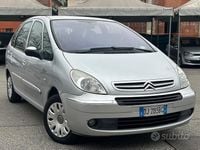 Usata Citroën Xsara Picasso 108 CV (79 kW) 2007 Grigio Monovolume