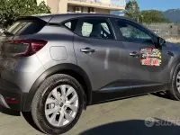 Usata Renault Captur 116 CV (85 kW) 2021 Grigio SUV