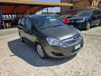 Usata Opel Zafira Cosmo 125 CV (91 kW) 2011 Nero Monovolume