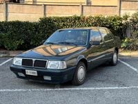 Usata Lancia Thema 119 CV (87 kW) 1987 Verde Berlina
