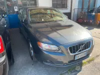 Usata Volvo V70 Momentum 175 CV (128 kW) 2009 Grigio Station wagon