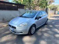Usata Fiat Grande Punto 77 CV (56 kW) 2008 Grigio Utilitaria