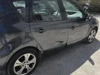 Usata Renault Scenic E-Tech XMOD 106 CV (77 kW) 2011 Nero SUV