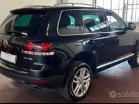 Usata VW Touareg 240 CV (176 kW) 2007 Nero SUV