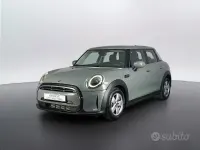 Usata Mini ONE Classic 75 CV (55 kW) 2021 Moonwalk grey metallic Utilitaria
