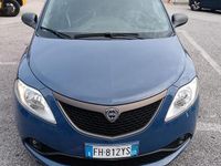 Usata Lancia Ypsilon 69 CV (50 kW) 2017 Blu Utilitaria
