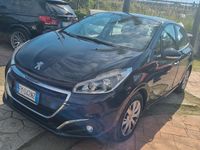 Usata Peugeot 208 Active 82 CV (60 kW) 2018 Grigio Utilitaria