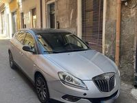 Usata Lancia Delta 120 CV (88 kW) 2009 Grigio Utilitaria