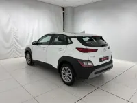 Usata Hyundai Kona 120 CV (88 kW) 2022 Bianco SUV