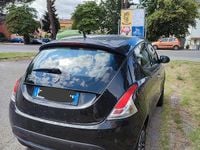 Usata Lancia Ypsilon 85 CV (62 kW) 2015 Nero Utilitaria