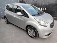 Usata Kia Venga 90 CV (66 kW) 2014 Argento Utilitaria