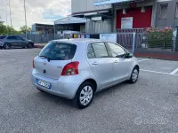 Usata Toyota Yaris 87 CV (63 kW) 2007 Grigio Utilitaria