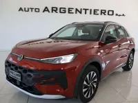 Nuova VW T-Roc Life 116 CV (85 kW) 2026 Red flame met/tetto nero SUV