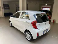 Usata Kia Picanto Active 65 CV (47 kW) 2016 Bianco Utilitaria