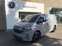 Nuova VW T7 150 CV (110 kW) 2026 Stone grey Furgone