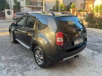 Usata Dacia Duster Lauréate 110 CV (80 kW) 2017 Grigio SUV