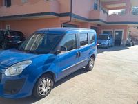 Begagnad Fiat Doblò Emotion 105 HK (77 kW) 2012 Blå Minibuss
