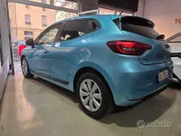 Gebraucht Renault Clio V 86 PS (63 kW) 2020 Blau Limousine