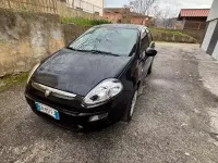 Usado Fiat Punto 75 CV (55 kW) 2010 Negro Utilitario