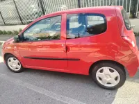 Usado Renault Twingo 75 CV (55 kW) 2011 Rojo Utilitario