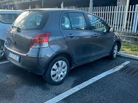 Usata Toyota Yaris 2009 Grigio Utilitaria