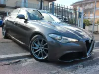 Käytetty Alfa Romeo Giulia Super 160 HP (117 kW) 2019 Harmaa Sedan