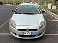 Usata Fiat Bravo 105 CV (77 kW) 2012 Grigio Utilitaria