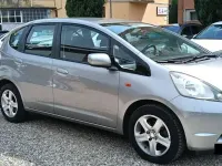 Usata Honda Jazz 90 CV (66 kW) 2009 Grigio Utilitaria