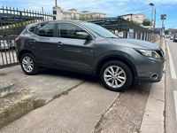 Usata Nissan Qashqai Tekna 110 CV (80 kW) 2015 Grigio SUV