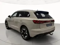 Usata VW Touareg R-line 231 CV (169 kW) 2025 5q sechura beige metallizzato SUV