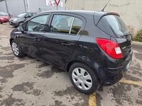 Usata Opel Corsa Edition 85 CV (62 kW) 2013 Nero Berlina