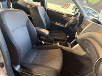 Usata Subaru Forester 147 CV (108 kW) 2010 Argento SUV