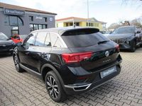 Usata VW T-Roc Style 116 CV (85 kW) 2018 Nero SUV