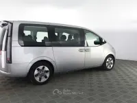 Usata Hyundai Staria 177 CV (130 kW) 2023 Shimmering silver Monovolume