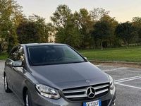Usata Mercedes B180 109 CV (80 kW) 2017 Monovolume
