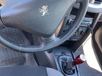 Usata Peugeot 207 75 CV (55 kW) 2006 Nero Utilitaria