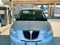 Usata Lancia Ypsilon 90 CV (66 kW) 2007 Argento Utilitaria