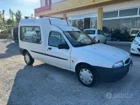 Usata Ford Courier 60 CV (44 kW) 1999 Bianco Monovolume