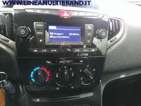 Usata Lancia Ypsilon Silver 69 CV (50 kW) 2022 Rosso pastello Utilitaria