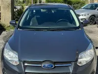 Begagnad Ford Focus 95 HK (69 kW) 2014 Grå Sedan