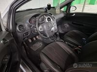 Usata Opel Corsa 85 CV (62 kW) 2013 Grigio Utilitaria