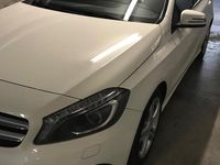 Usata Mercedes A180 109 CV (80 kW) 2014 Bianco Berlina