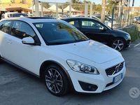Usata Volvo C30 R-Design 115 CV (84 kW) 2011 Bianco Utilitaria