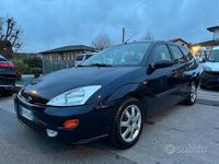 Usata Ford Focus Trend 89 CV (65 kW) 1999 Blu Station wagon