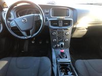 Usata Volvo V40 Momentum 190 CV (139 kW) 2017 Grigio Station wagon