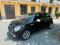 Usata Mini Cooper 122 CV (89 kW) 2010 Nero Utilitaria